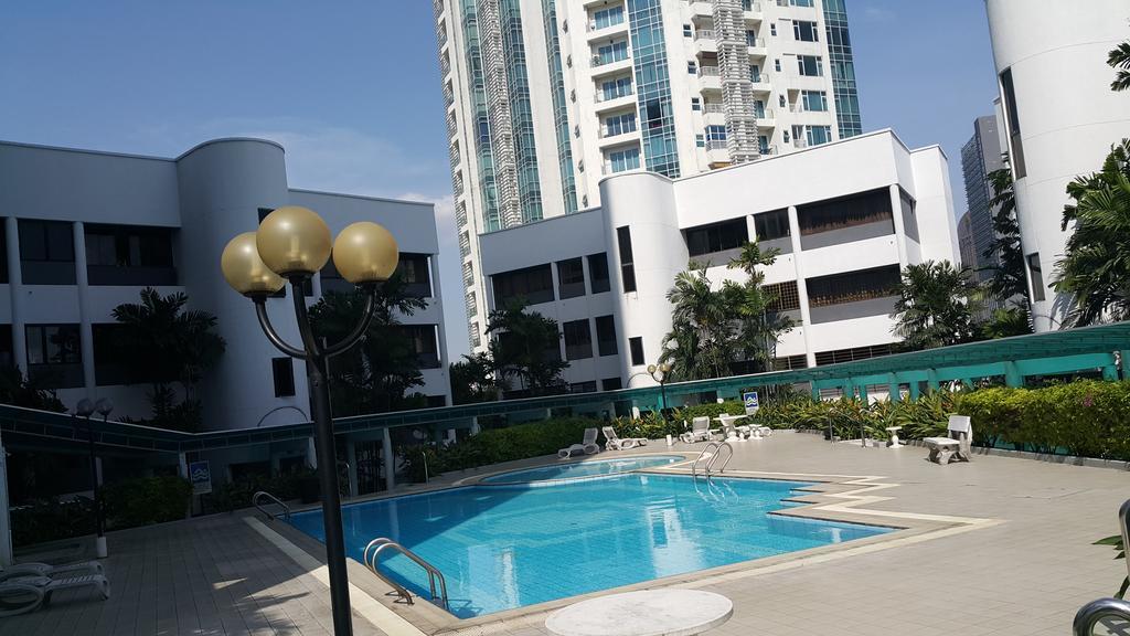 The Garden Apartment At Bangsar Kuala Lumpur Exterior foto